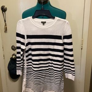 Vintage Talbots Sm Black & White Striped 3/4Sleeve Sweater 60% & 40% Rayon